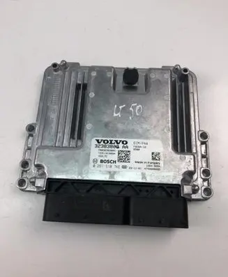 Volvo XC40 Engine control unit/module 32383803AA