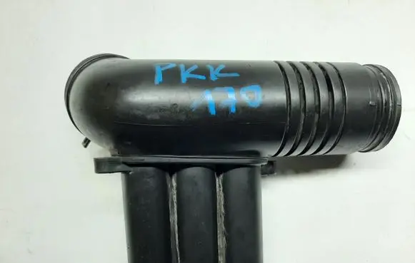 Volkswagen Golf VII Air intake hose/pipe 04E129651D