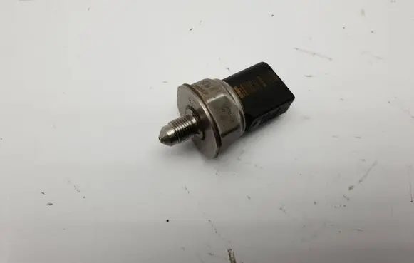 Fuel pressure sensor