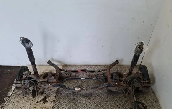 Audi Q3 8U Rear axle beam GALINISTILTAS
