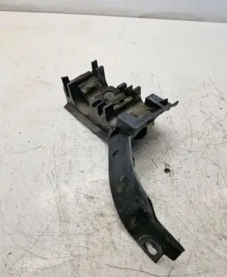 Jeep Grand Cherokee Other engine bay part 68148901AA