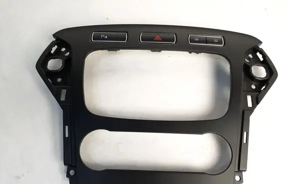 Ford Mondeo MK IV Radio/GPS head unit trim 15A860AB 13A350AA