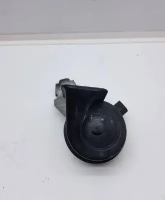 Volkswagen Jetta VI Horn signal 5C0951182F