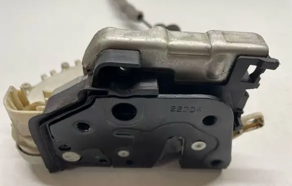 Audi A3 S3 8V Front door lock 8X2837016