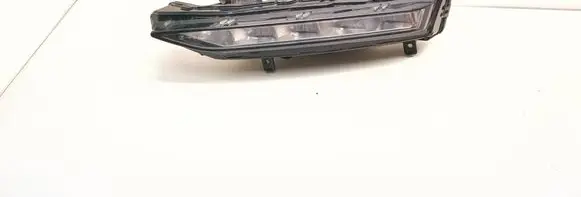 Skoda Superb B8 (3V) Front fog light 3V0941700B