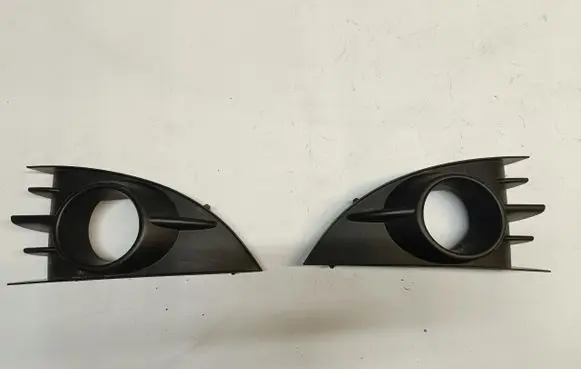 Renault Scenic II - Grand scenic II Front bumper lower grill 1013579