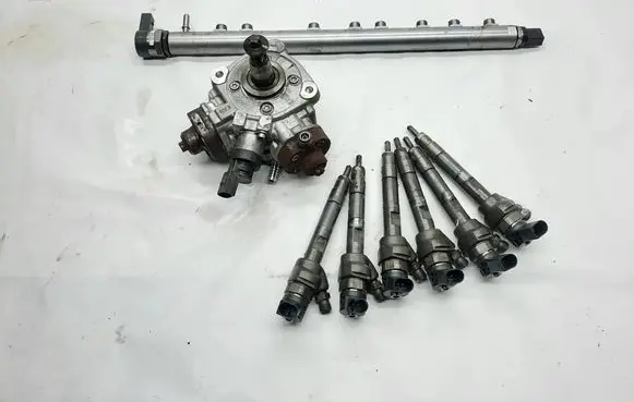 BMW X3 F25 Fuel injection system set 7810702 7823463
