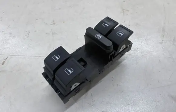 Volkswagen Jetta VI Electric window control switch 1K4959857B