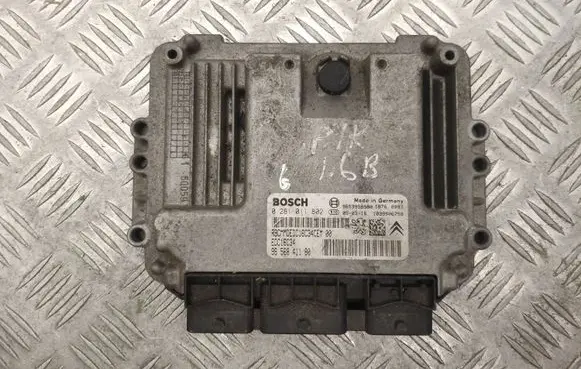 Citroen Xsara Picasso Engine control unit/module 9656841180