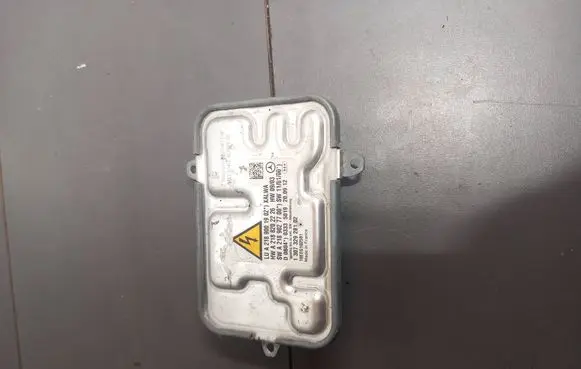 Mercedes-Benz CLS C218 AMG Xenon control unit/module A2189001902 A2188202226 A2189027700