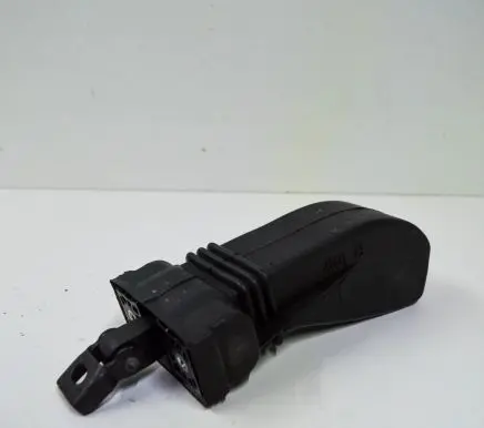 Porsche Cayenne (92A) Rear door check strap stopper 7P0839249