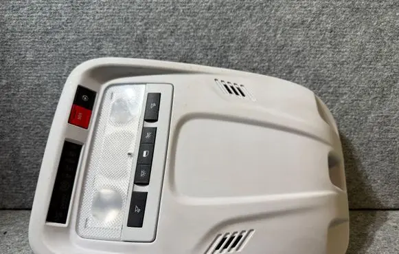Opel Crossland X Front seat light 9823731680