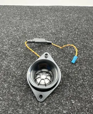 BMW 4 F32 F33 Panel speaker 9226358 61928910 8907014002