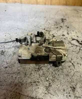 Peugeot 406 Front door lock