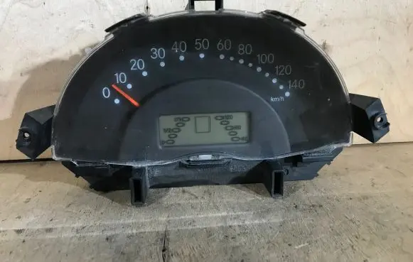 Smart ForTwo I Speedometer (instrument cluster) 110008872002 MCC0001184V021