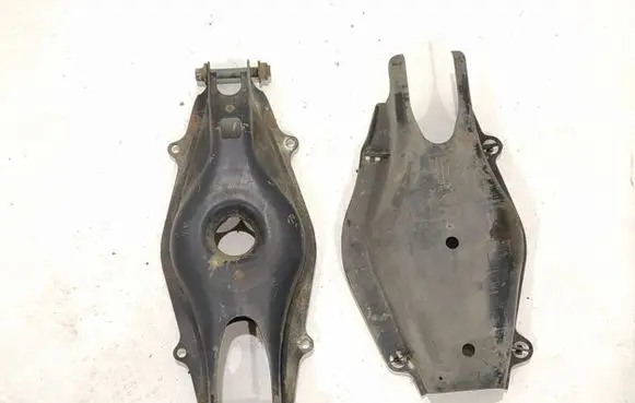 Mercedes-Benz E W212 Rear control arm A2043503506 2043503506