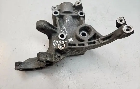 Volkswagen Amarok Power steering pump mounting bracket 059145169CA
