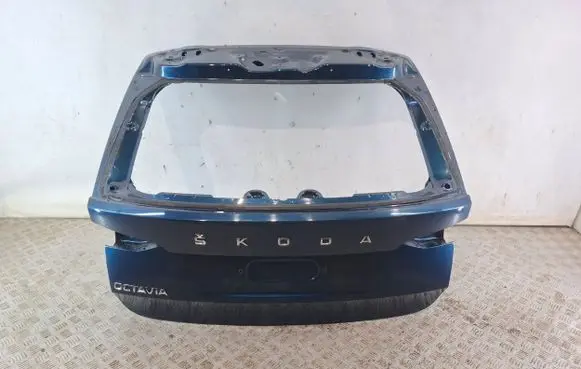 Skoda Octavia Mk4 Tailgate/trunk/boot lid 5E7827159