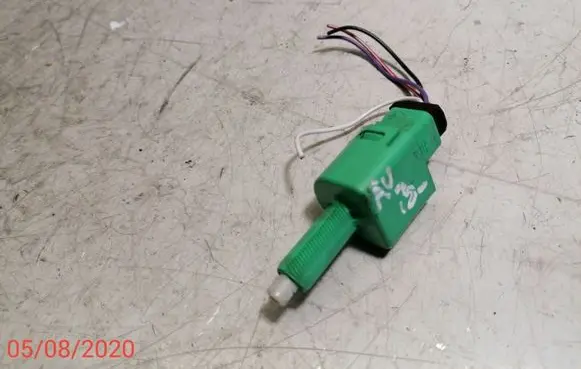 Toyota Avensis T270 Brake pedal sensor switch