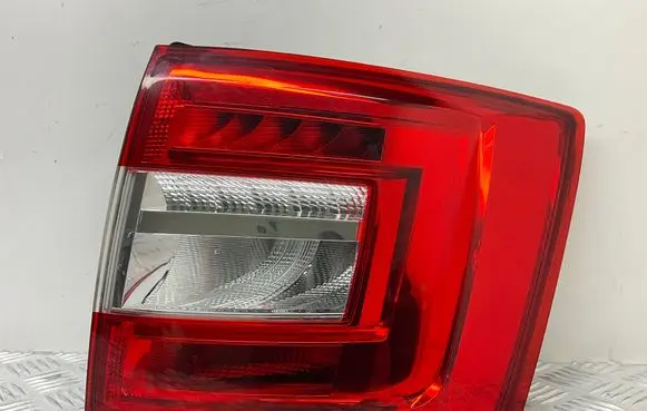 Skoda Octavia Mk3 (5E) Rear/tail lights 5E9945096B