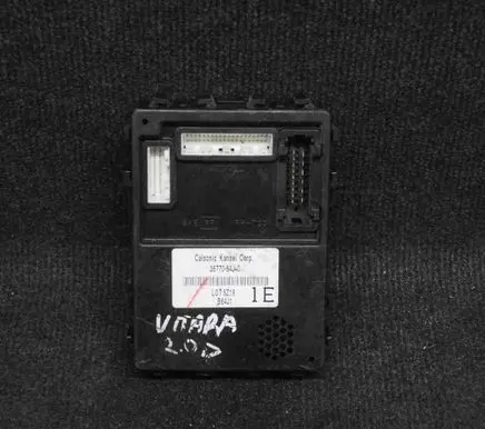 Suzuki Grand Vitara II Central body control module 3677064J40