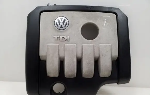 Volkswagen Golf VI Engine cover (trim) 03G103925BP