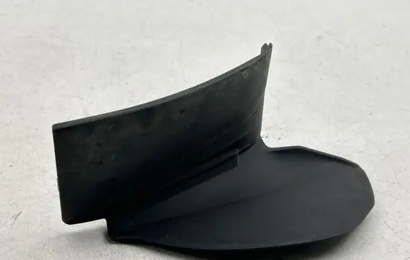 Nissan Murano Z52 Rear/tail light trim molding 