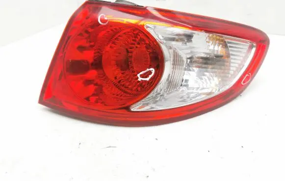 Hyundai Santa Fe Rear/tail lights 924022B000