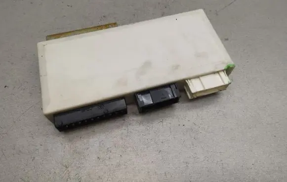 BMW 5 E39 Comfort/convenience module 8378633 61358378633