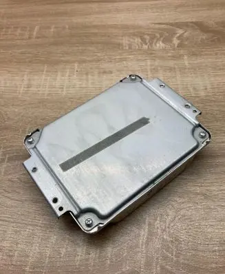Toyota Yaris Engine control unit/module ECU 896610D071 MB2751002070