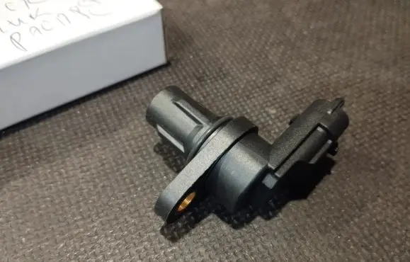 Camshaft position sensor