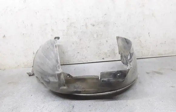 Audi A4 S4 B5 8D Front wheel arch liner splash guards