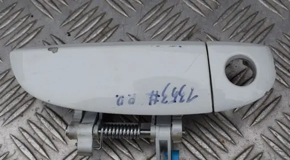Hyundai i10 Front door exterior handle 82660