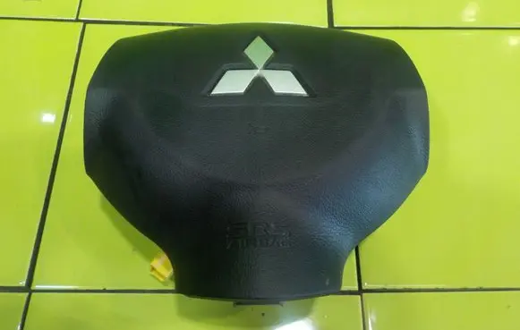 Mitsubishi Lancer VIII Steering wheel airbag 