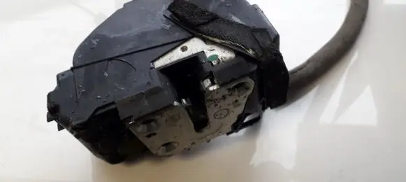 Front door lock