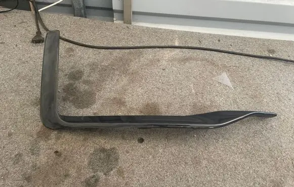Audi Q2 - Front bumper splitter molding 81A853054