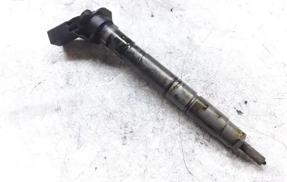 Audi Q7 4L Fuel injector 059130277AH