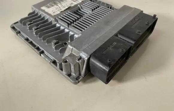 Audi A6 S6 C6 4F Engine control unit/module 4F1907559 4F1910559D