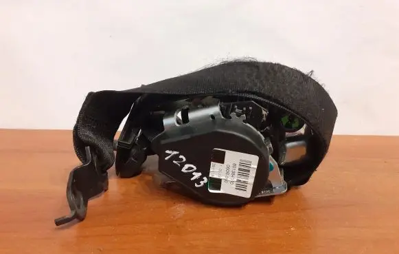 Mercedes-Benz Sprinter W906 Front seatbelt 12013 9068600285