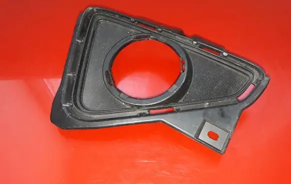 Toyota RAV 4 (XA40) Front fog light trim/grill 5204042050 5212842160