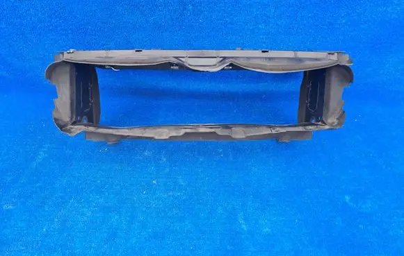 BMW 3 GT F34 Intercooler air channel guide 7294902