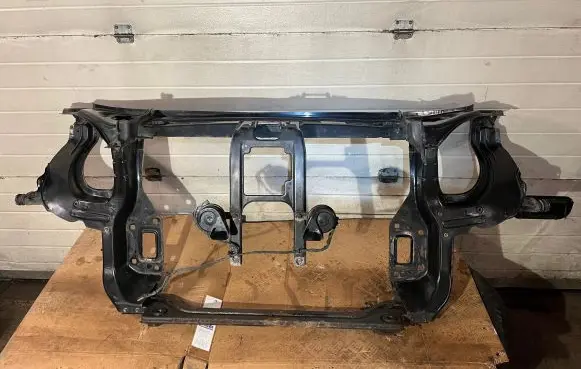 Mercedes-Benz ML W164 Top upper radiator support slam panel A2515840138
