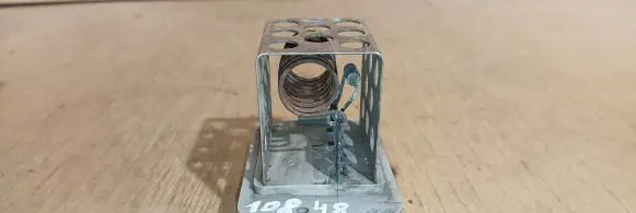 Citroen C5 Coolant fan relay 9641212580
