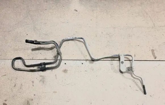 Toyota Avensis Verso Power steering hose/pipe/line
