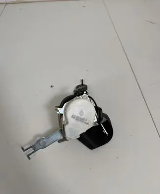 Toyota C-HR I Rear seatbelt 33061254B