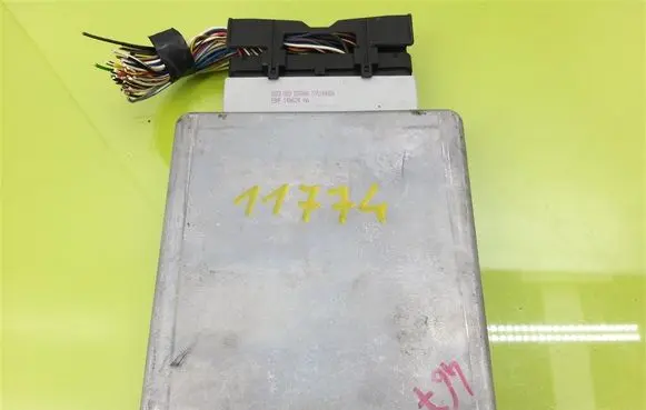 Ford Focus Engine control unit/module 1M5F12A650BE