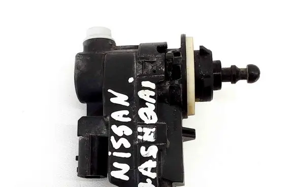 Headlight level adjustment motor