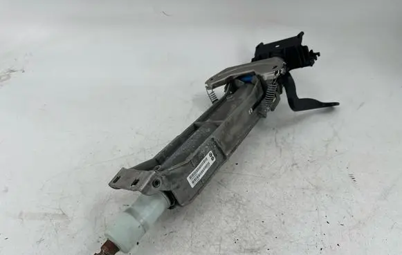 BMW 1 F20 F21 Steering wheel axle 743034