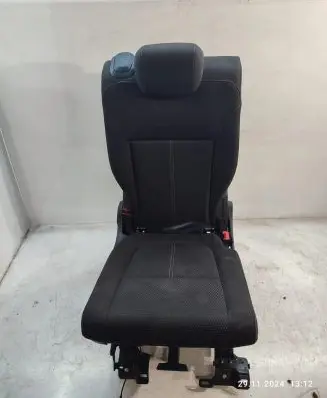 Opel Zafira C Rear seat 