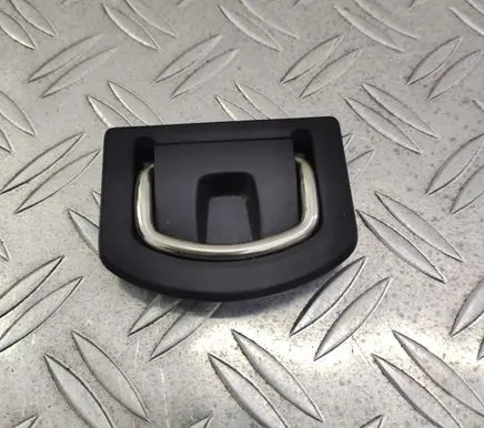 Volkswagen PASSAT B8 Tie down hook / loop 5M0863503